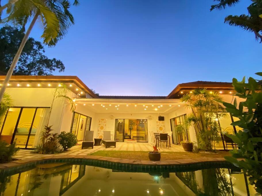 Beach 50M,Near Walking St,3+2Br Villa Pattaya Exterior photo